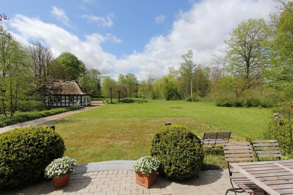 Hotel Zollhaus Schleswig Buitenkant foto