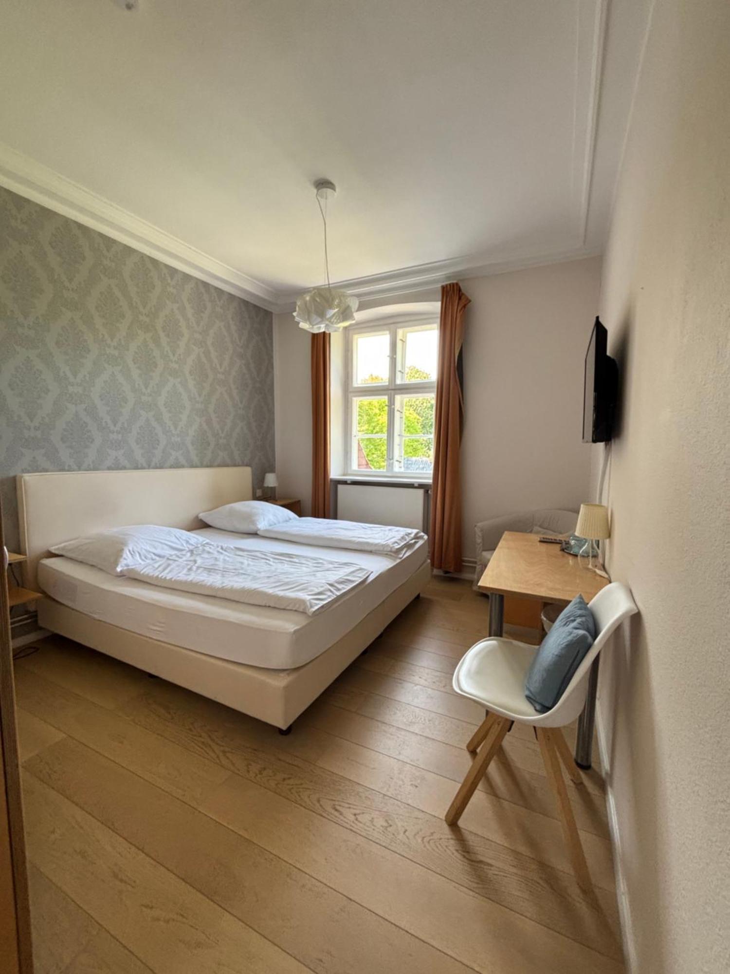Hotel Zollhaus Schleswig Buitenkant foto
