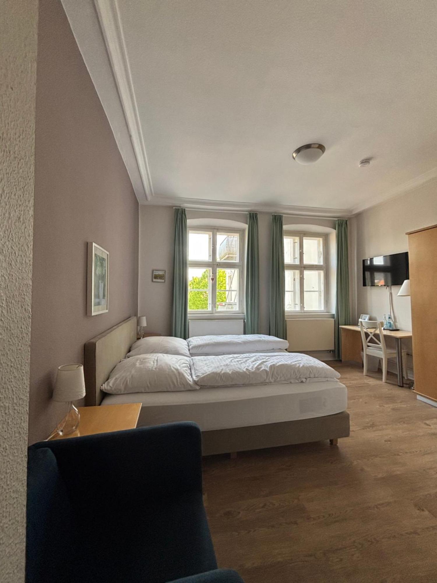 Hotel Zollhaus Schleswig Buitenkant foto