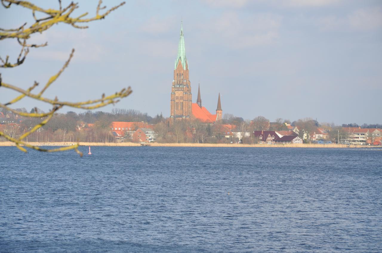 Hotel Zollhaus Schleswig Buitenkant foto