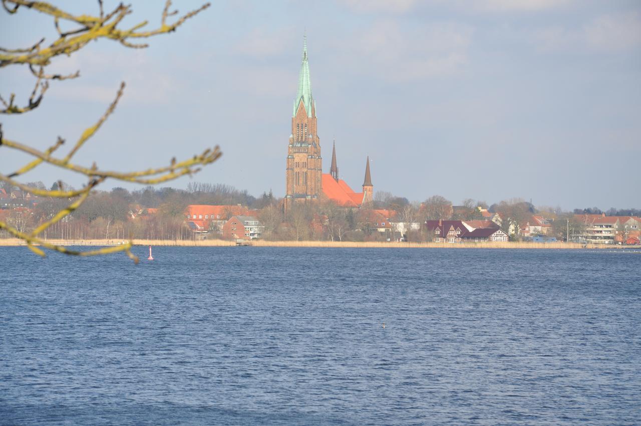 Hotel Zollhaus Schleswig Buitenkant foto